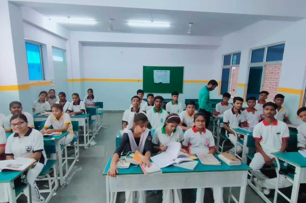 Secondary Classroom – Students at desks